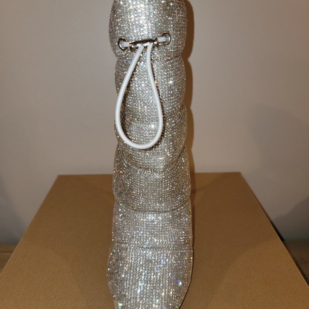 Steve Madden Cloak R Rhinestones - Picture 2 of 5